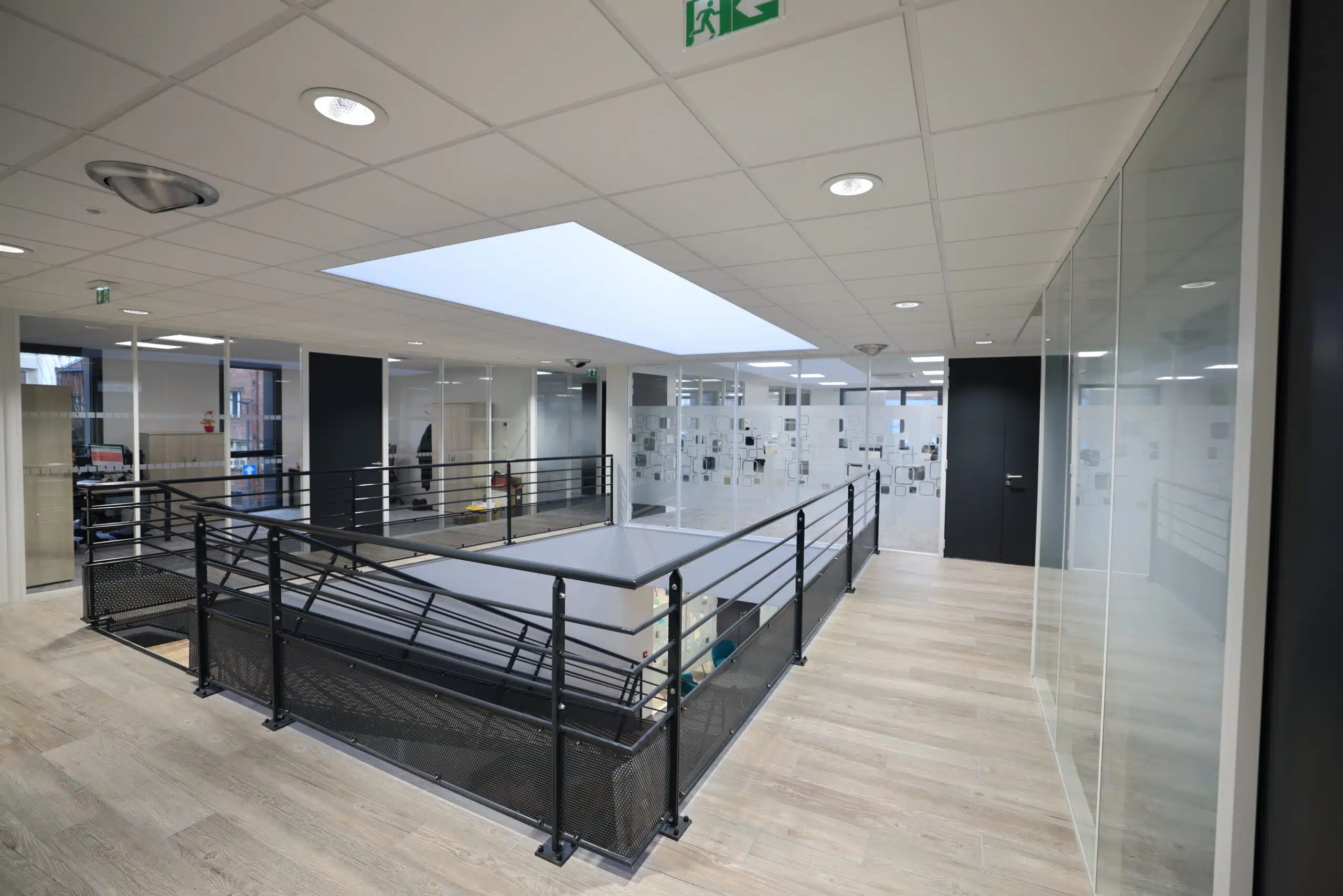 Photo de l'intérieur de PKF Arsilon, à l'étage à Saint-Quentin dans le 02
