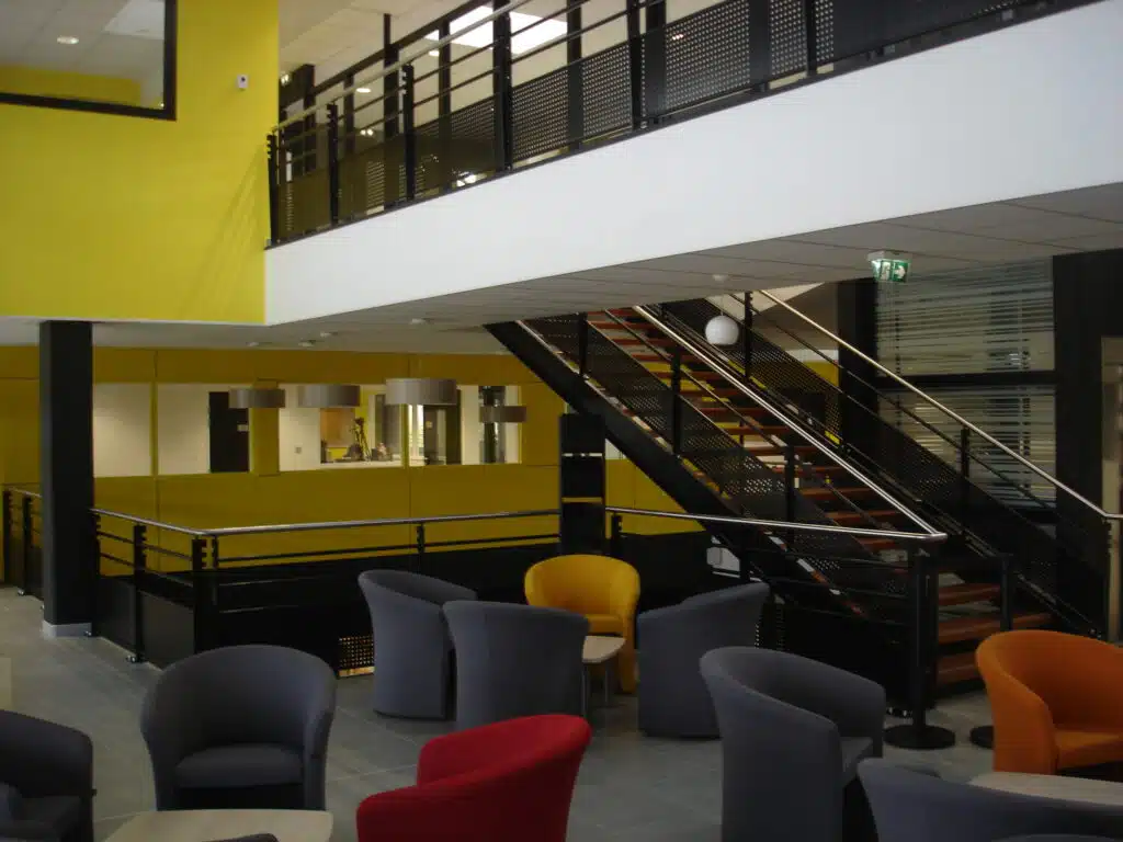 Photo de l'intérieur du centre social à Tergnier dans le 02